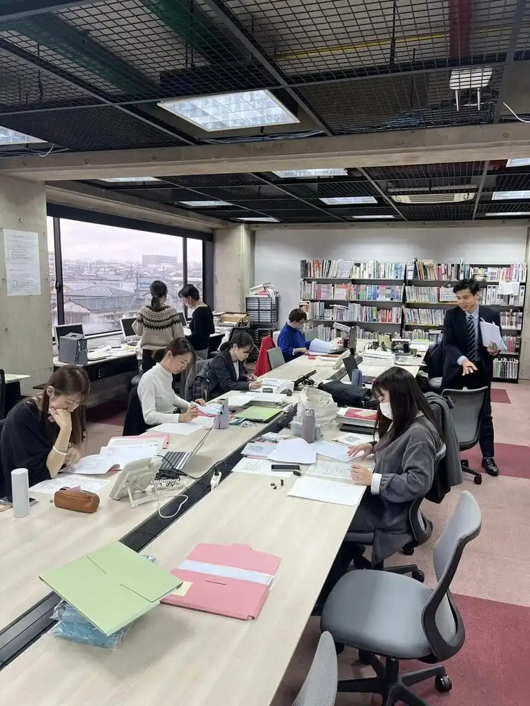 Tập trung khi làm việc tại Nhật